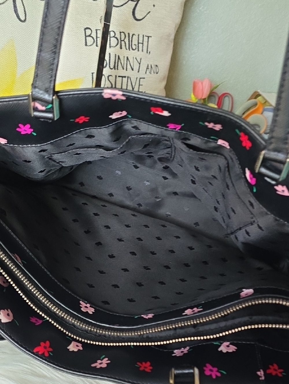 Kate Spade Black Floral Petite Tote GUC - Picture 13 of 16